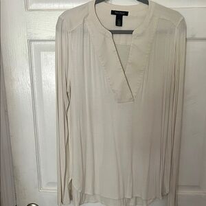 White House/Black Market Cream Long Sleeve Blouse